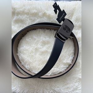 New Coach mens belt